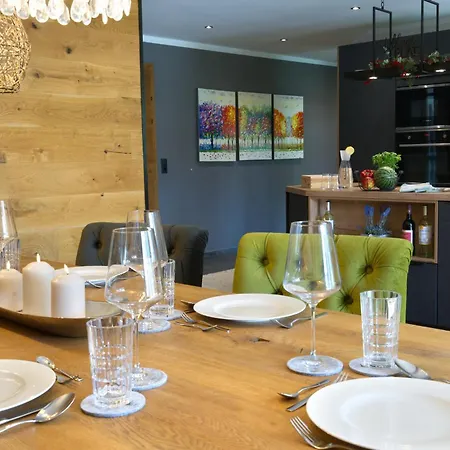 Mama - Luxus Und Lebensfreude *