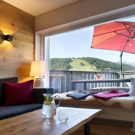 Mama - Luxus Und Lebensfreude *